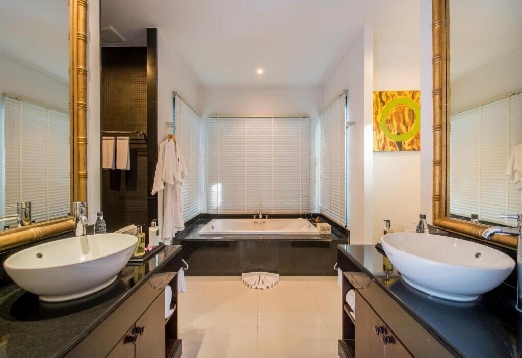 Zdjęcie The Bell Pool Villa & Resort 5*