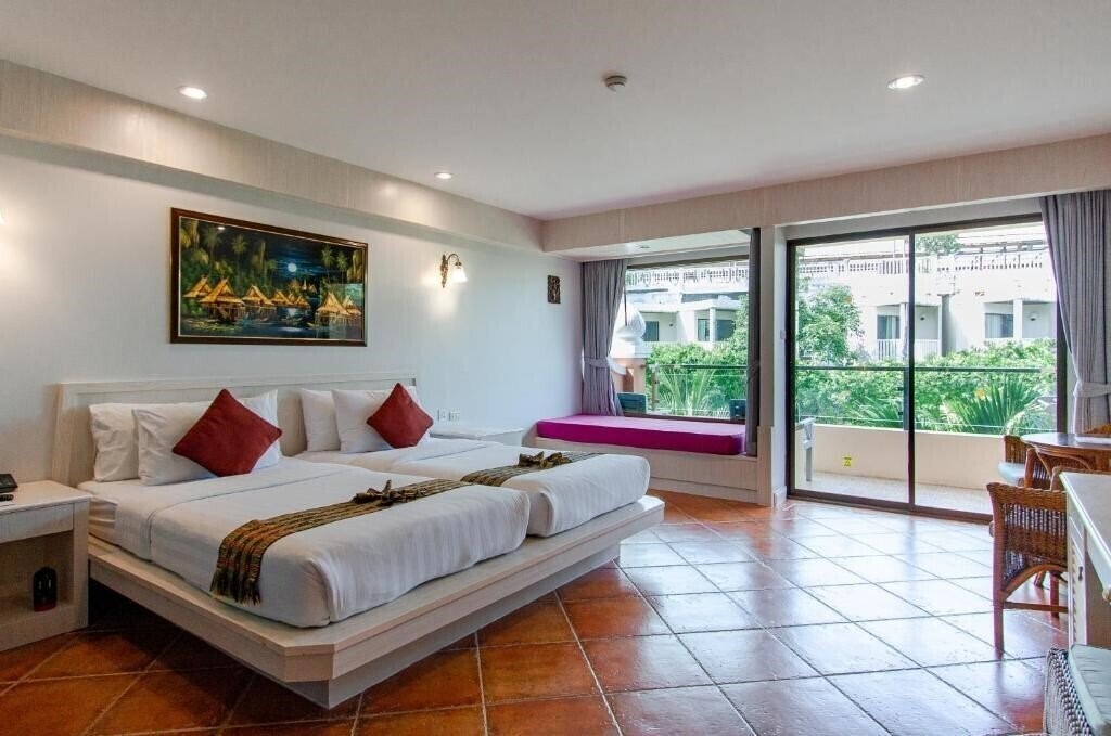 Zdjęcie Karon Sea Sands Resort & SPA 4*