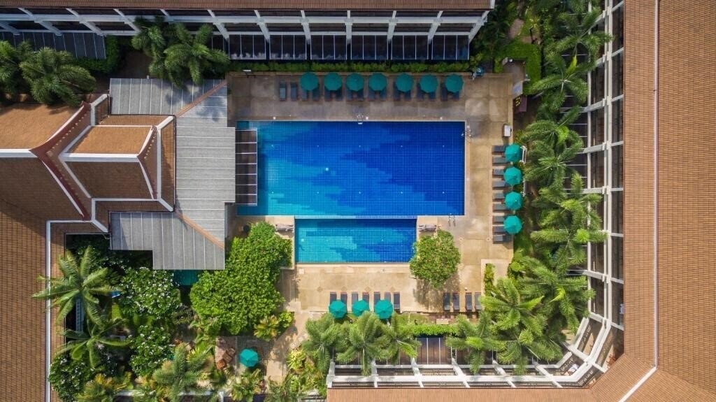 Фотография Deevana Patong Resort & Spa 3*