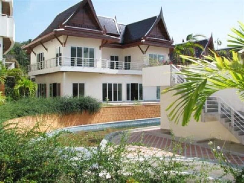 Hotel Karon Sovereign All Suite Resort 4*