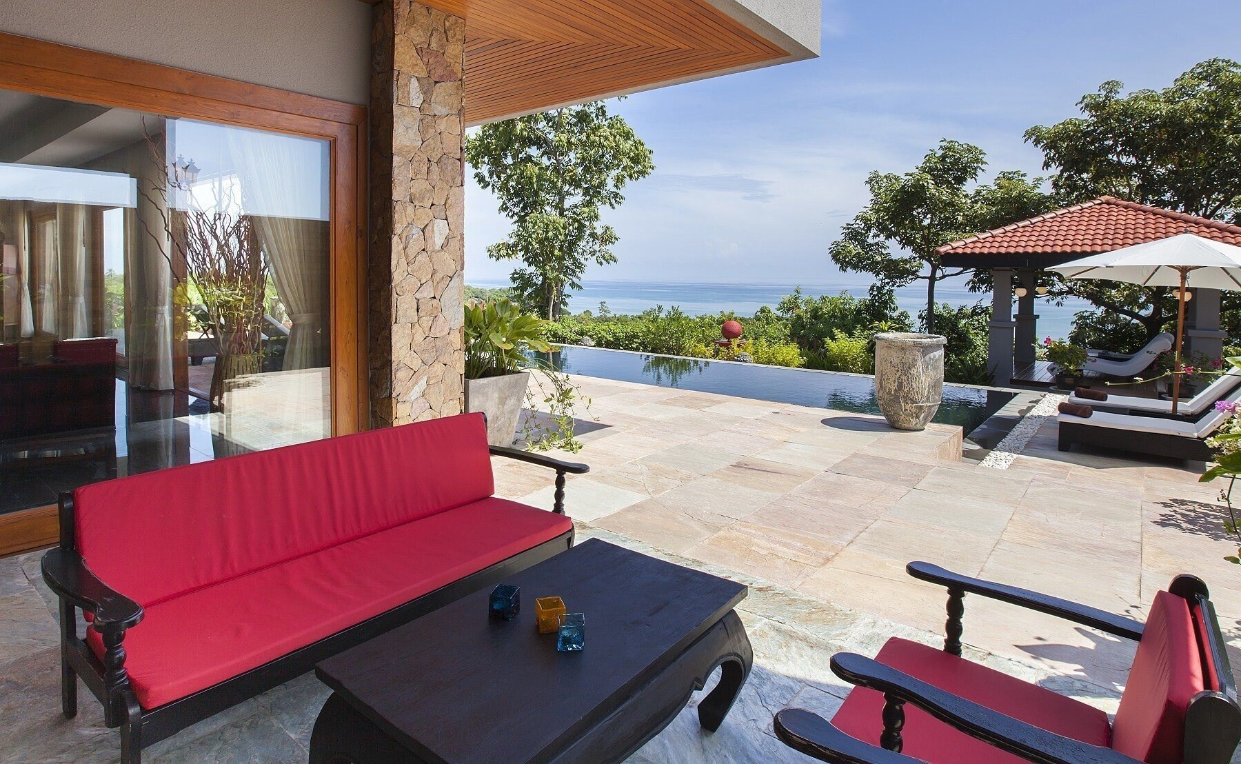 Отель White Rose Samui 5*