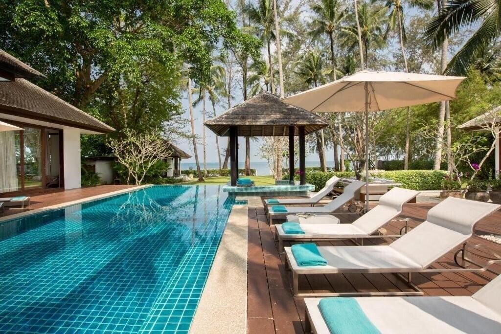 Готель Ban Suriya 5*