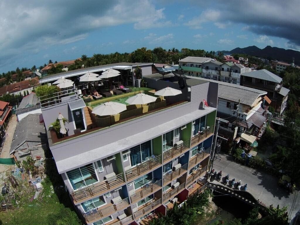 Готель Cheeky Monkey'S Koh Samui Hostel 3*