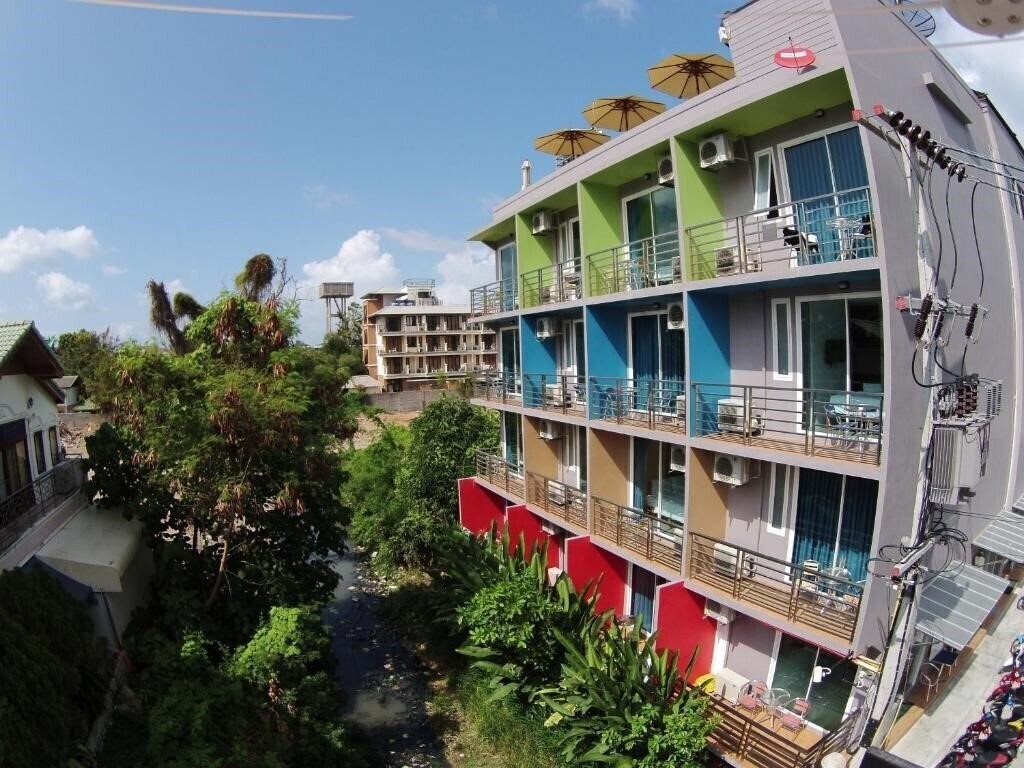 Zdjęcie Cheeky Monkey'S Koh Samui Hostel 3*