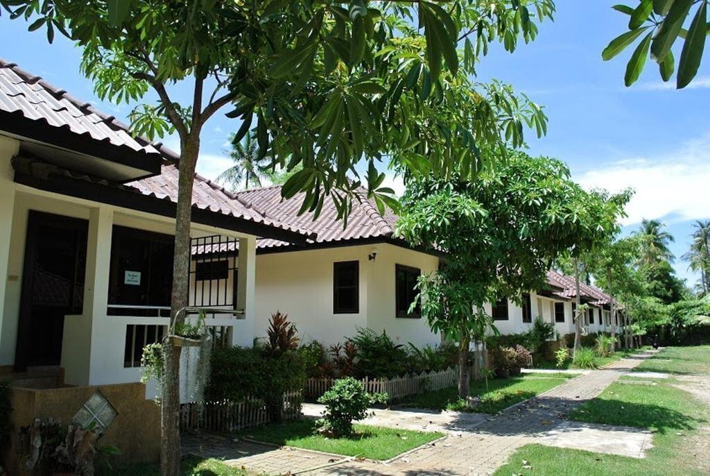 Hotel Baan Suan Bophut 3*