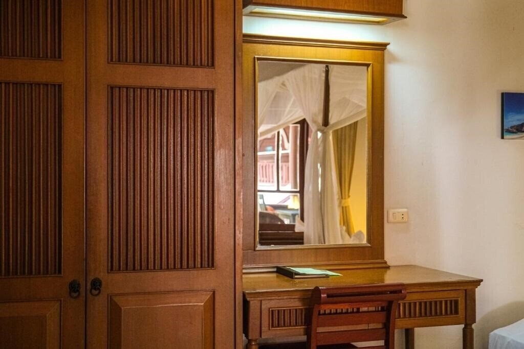 Zdjęcie Bhundhari Chaweng Beach Resort 3*