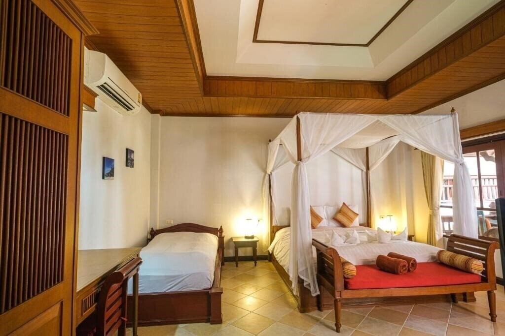 Zdjęcie Bhundhari Chaweng Beach Resort 3*