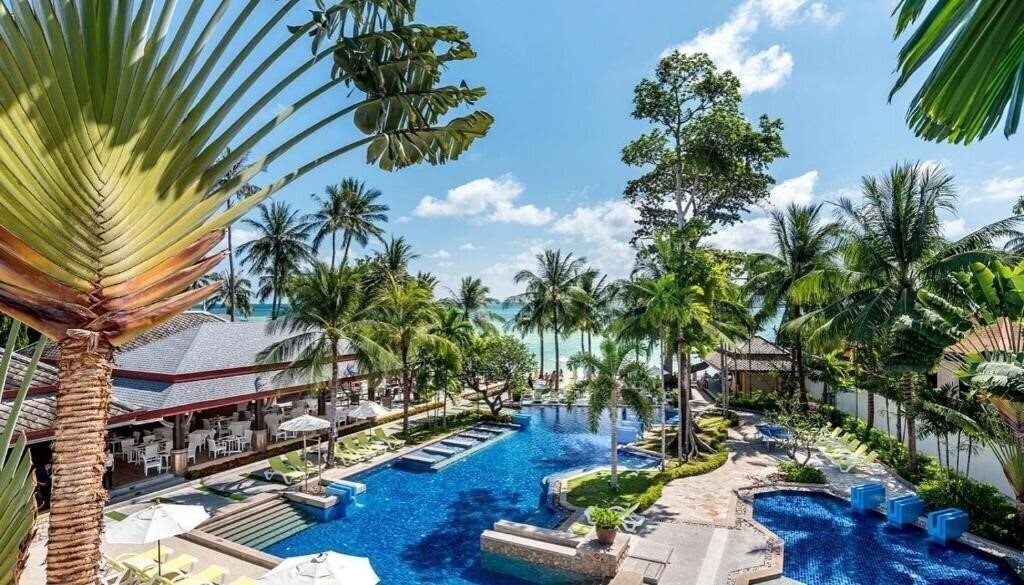 Hotel Beyond Samui 4*