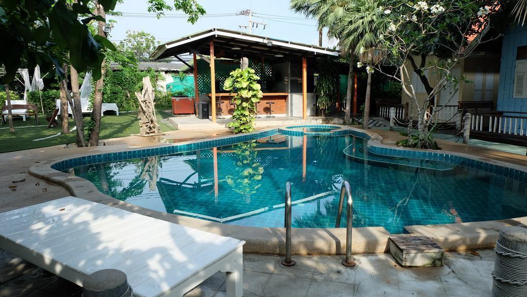 Картинка Deeden Pattaya Resort 2*