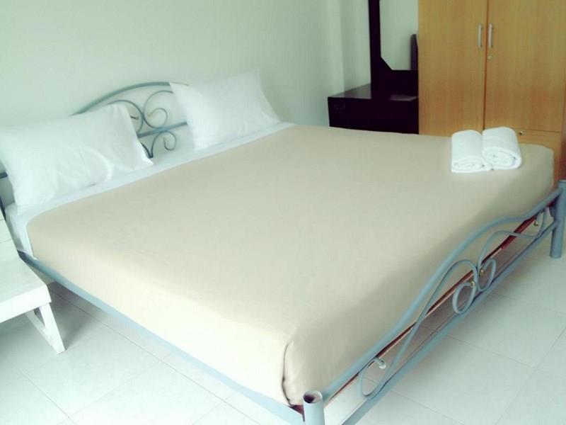 Zdjęcia Beach House Pattaya 2*