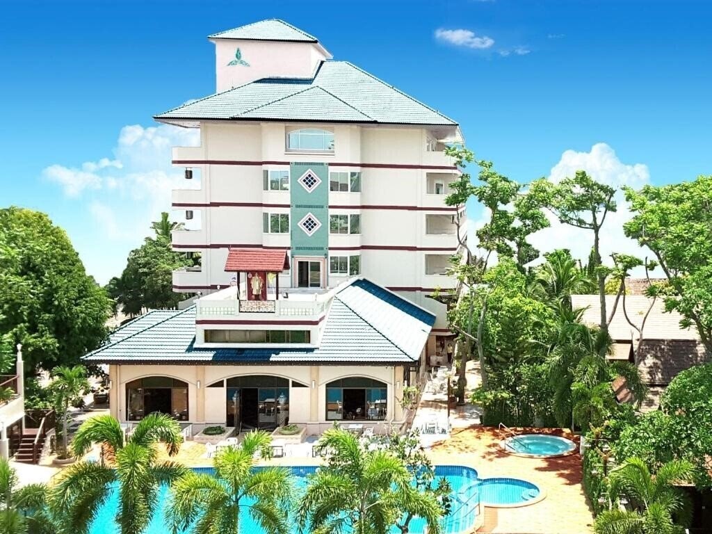 Hotel Diana Garden Resort 3*