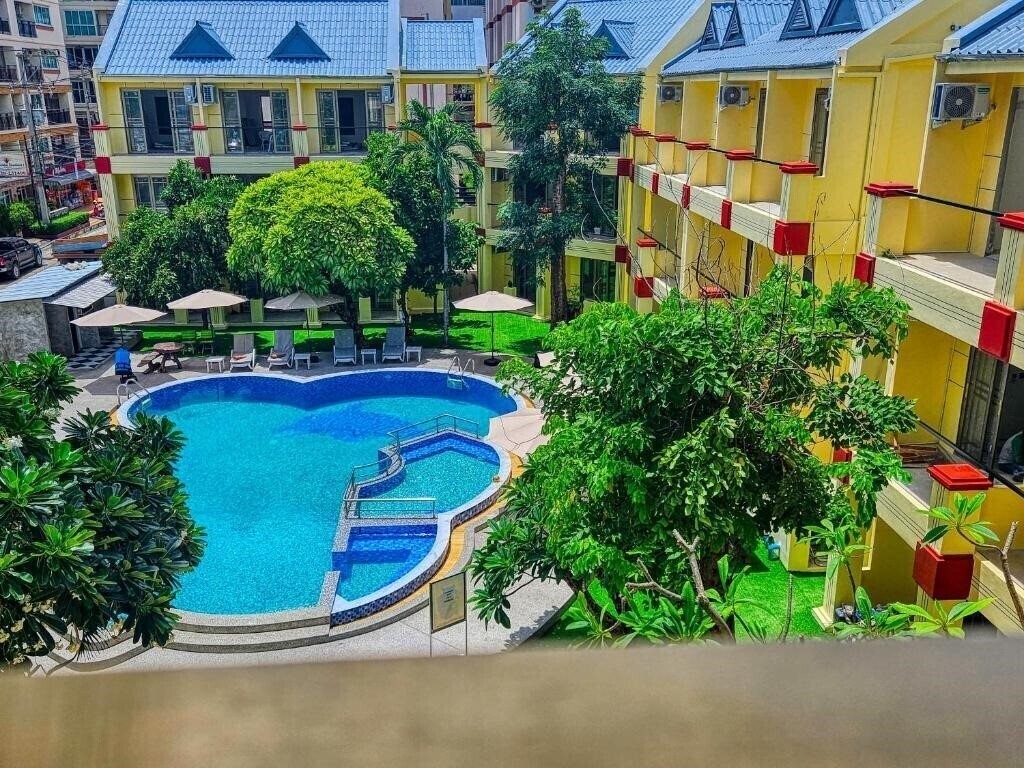 Hotel Mermaid Beach Resort 3*