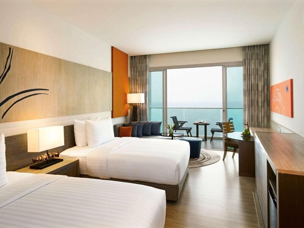 Фото Movenpick Siam Hotel Pattaya 5*