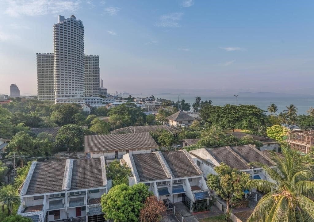 Zdjęcie Sea Crest By Jomtien 4*