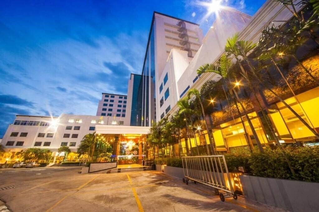 Фото Boutique City Hotel Pattaya 3*