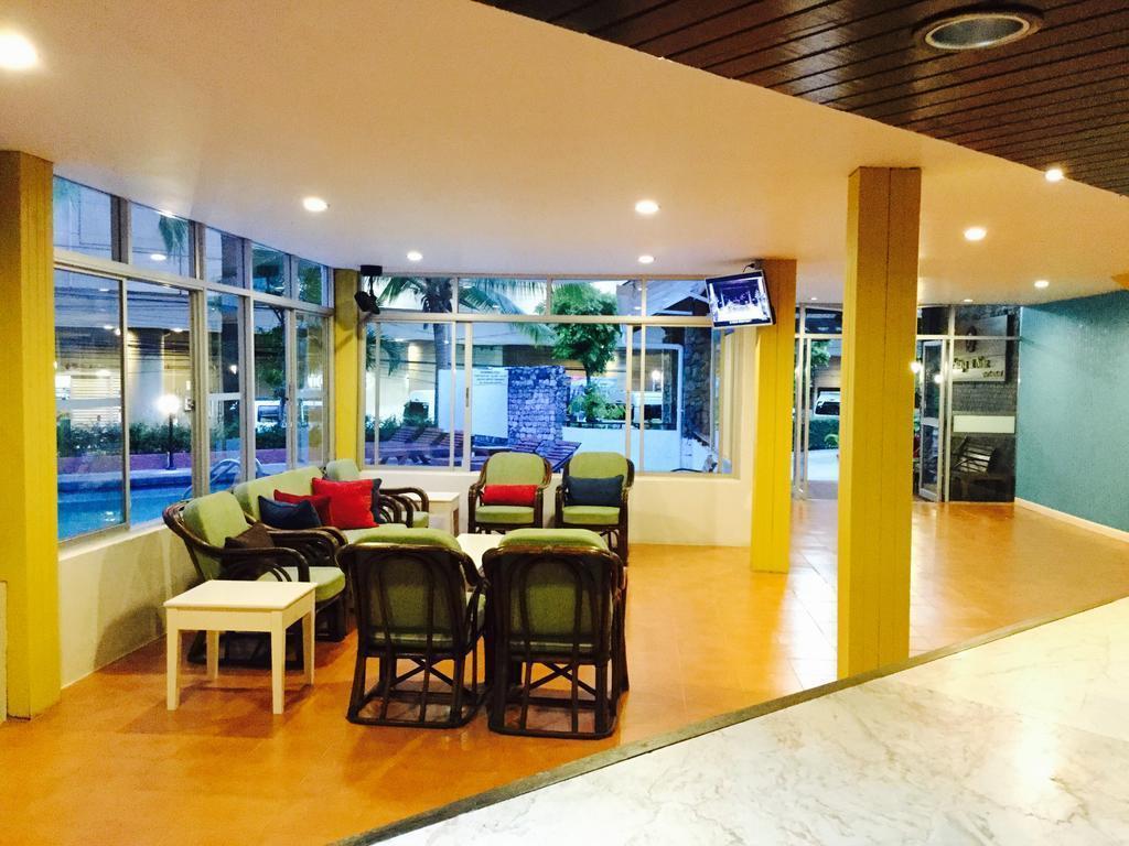 Готель Pattaya At Nine 2*