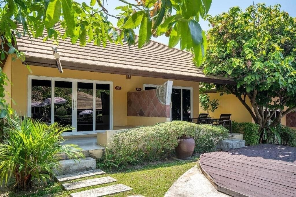 Zdjęcie East Sea Resort 3*