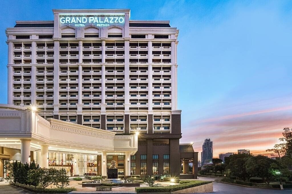 Hotel Grand Palazzo Hotel 5*