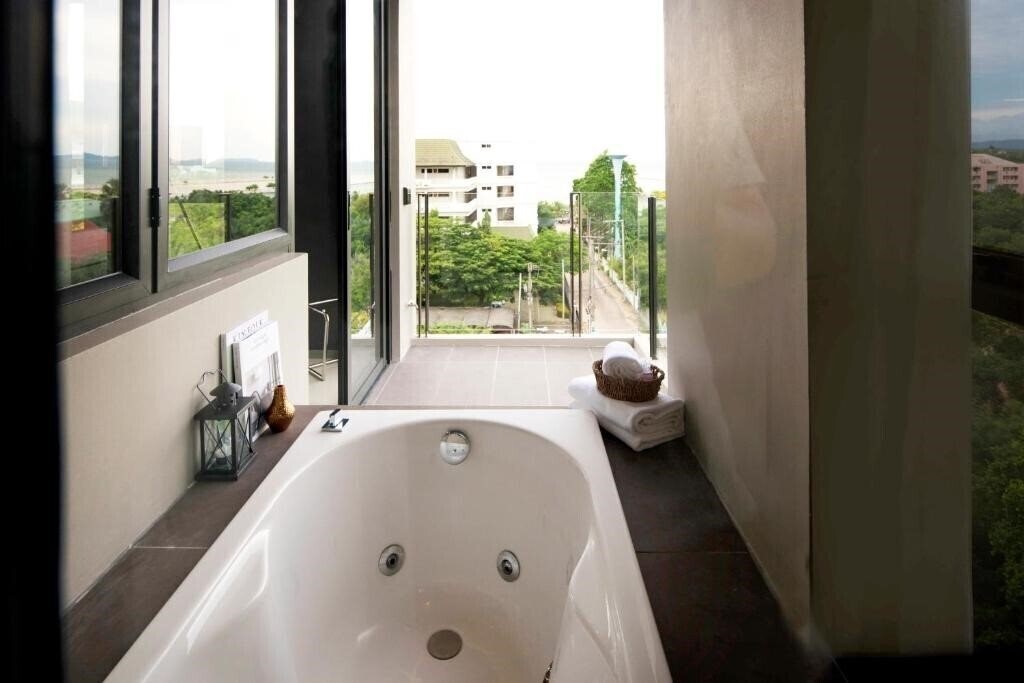 Zdjęcia X2 Vibe Pattaya Seaphere Residence 4*
