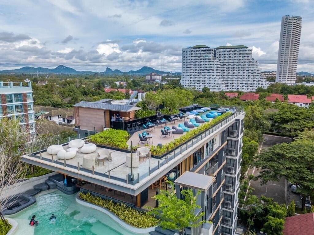 Zdjęcie X2 Vibe Pattaya Seaphere Residence 4*