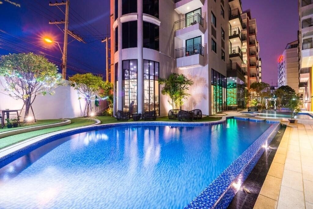 Готель Citrus Grande Hotel Bali Hai Wing 4*