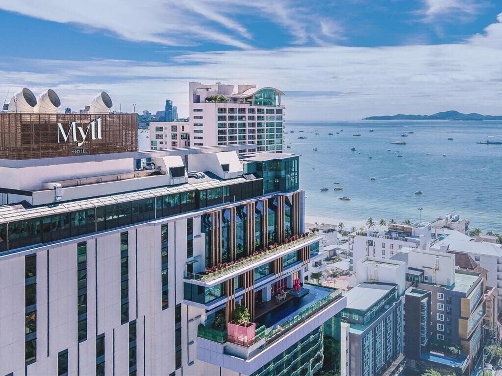 Готель Mytt Hotel Pattaya 5*