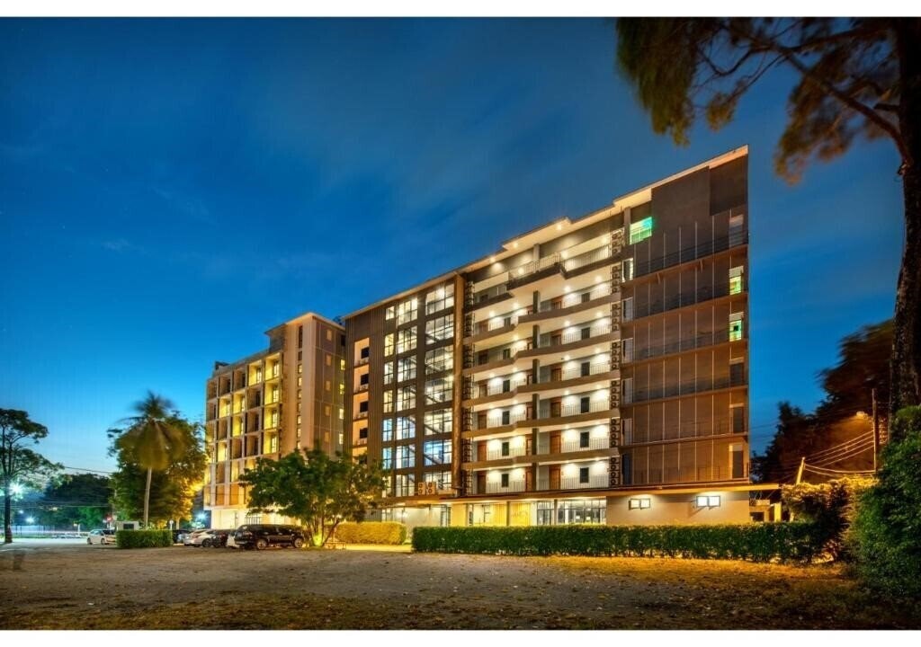 Отель The Wind Hotel 3*