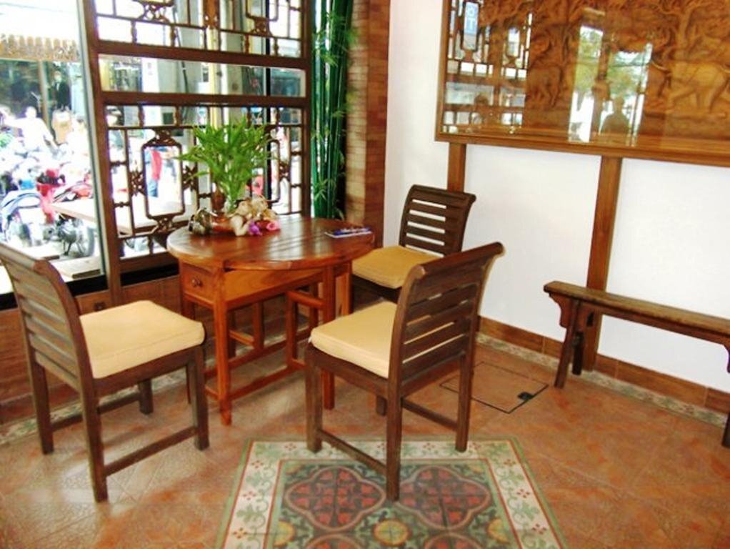 Hotel The Red Balcony Inn 2*