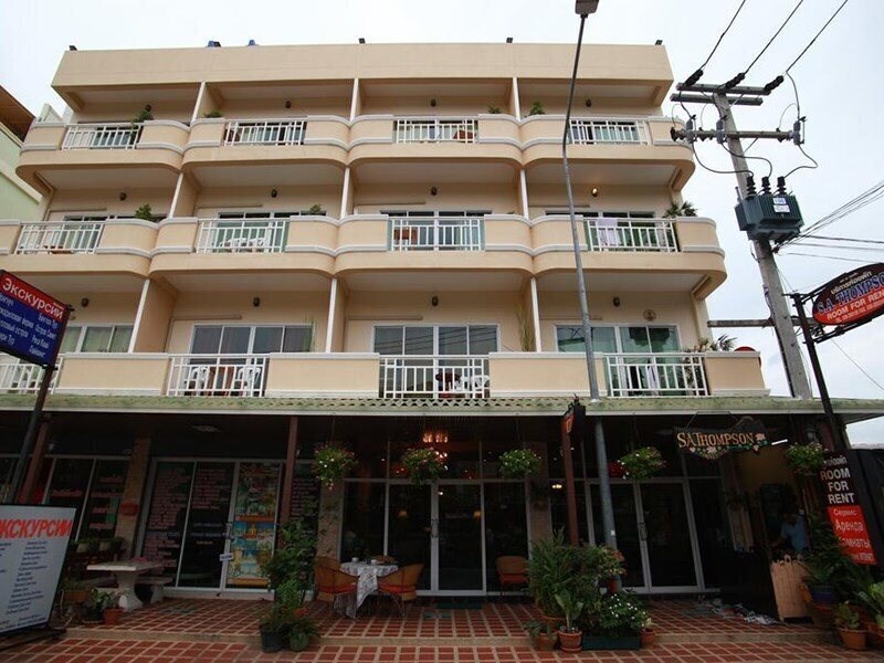 Готель Dacha Beach Hotel 2*