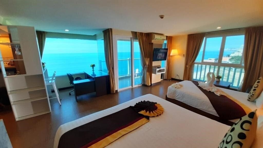 Фото Saisawan Beach Resort 3*