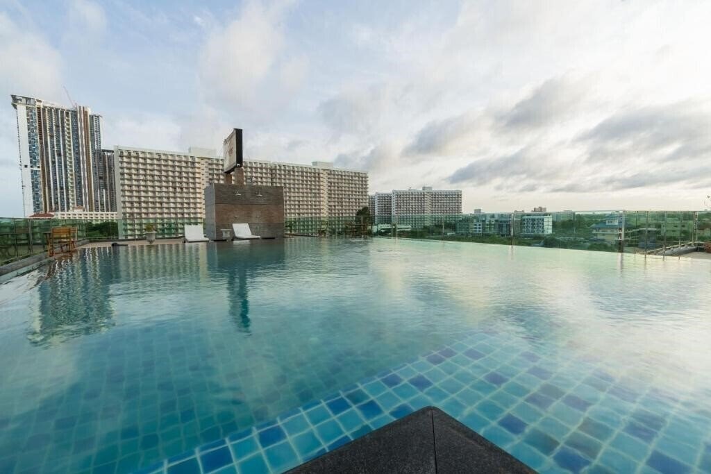 Zdjęcia Tribe Hotel Pattaya 3*