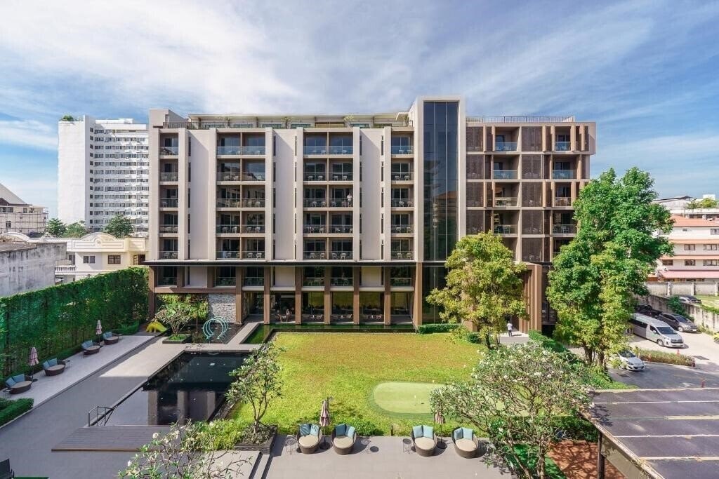 Hotel Fifth Jomtien The Residence 4*