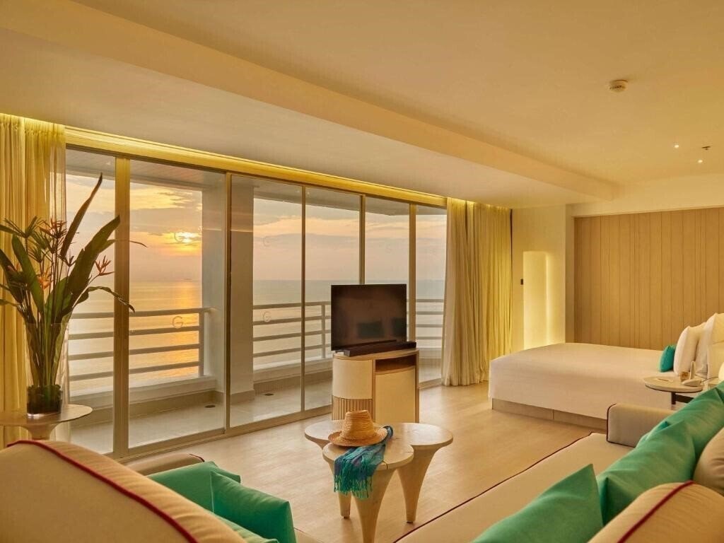 Картинка Pullman Pattaya Hotel G (ex. Pullman Pattaya Aisawan) 5*