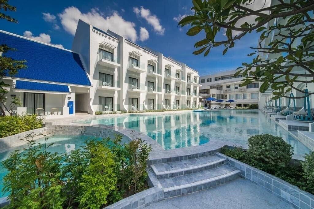 Hotel Kram Pattaya 5*