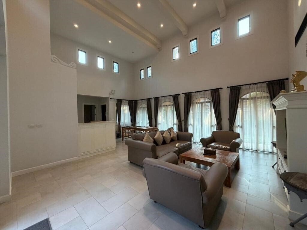 Zdjęcie Chivani Pattaya 4*