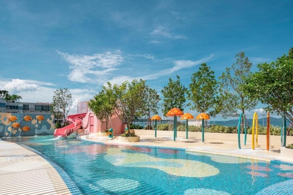 Hotel Jomtien Holiday Inn Pattaya 3*