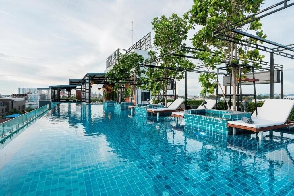 Zdjęcia T Pattaya Hotel 4*