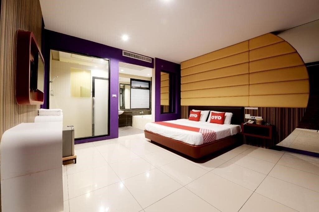 Картинка Oyo 477 Sriracha Hotel And Spa 3*