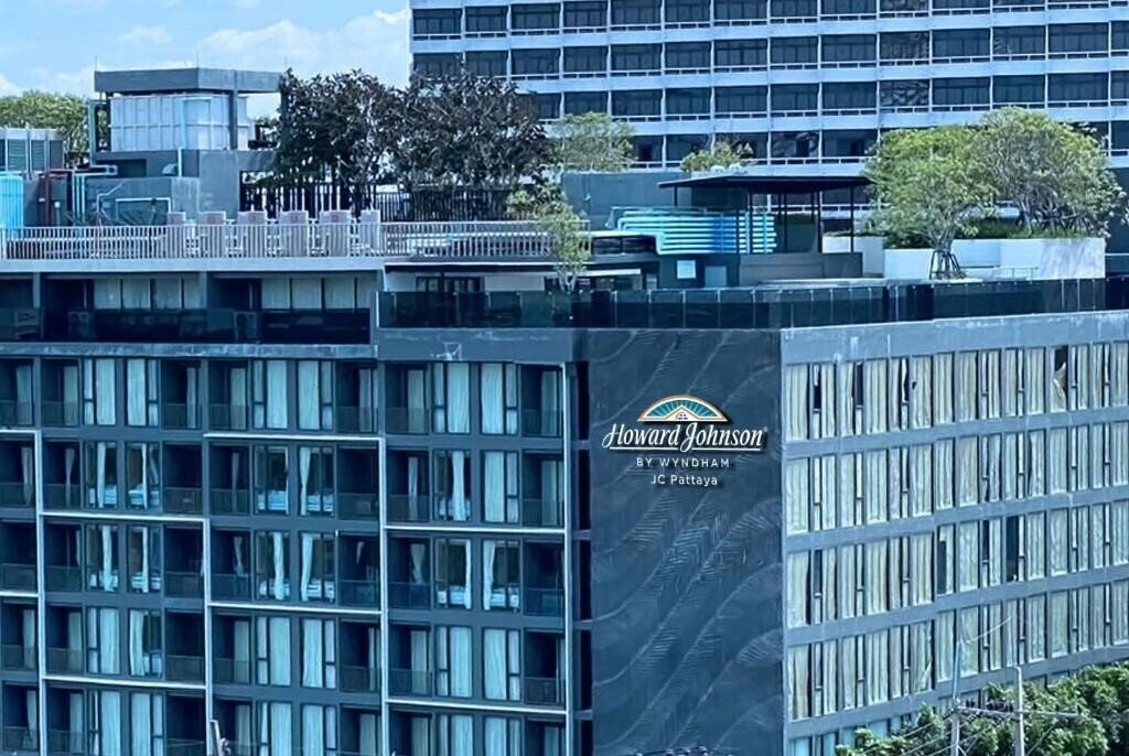 Фото Howard Johnson By Wyndham Jc Pattaya 4*