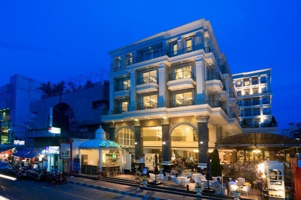 Отель Lk Grand Empire Pattaya 5*