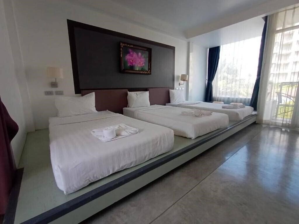 Hotel Sunset Serenity Jomtien Resort 4*