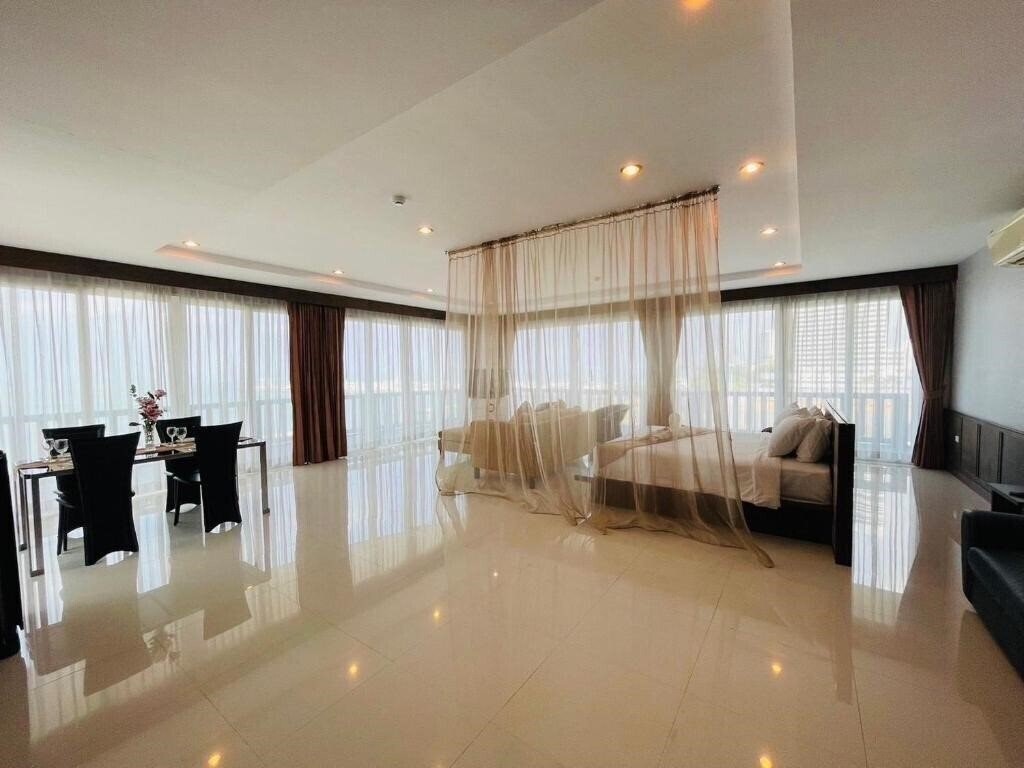 Фотографія The Sand Beach Resort 5*