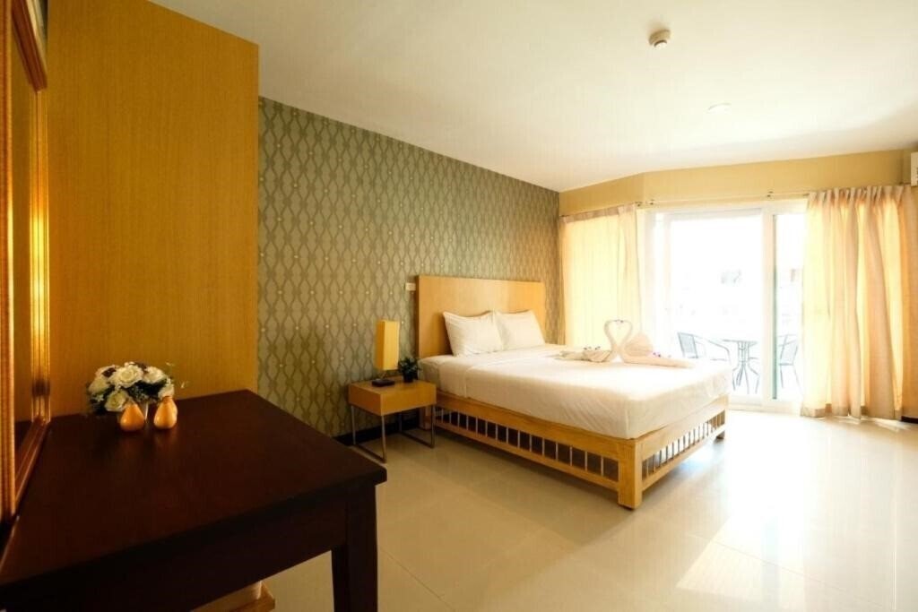 Фото Jomtien Plaza Residence 3*