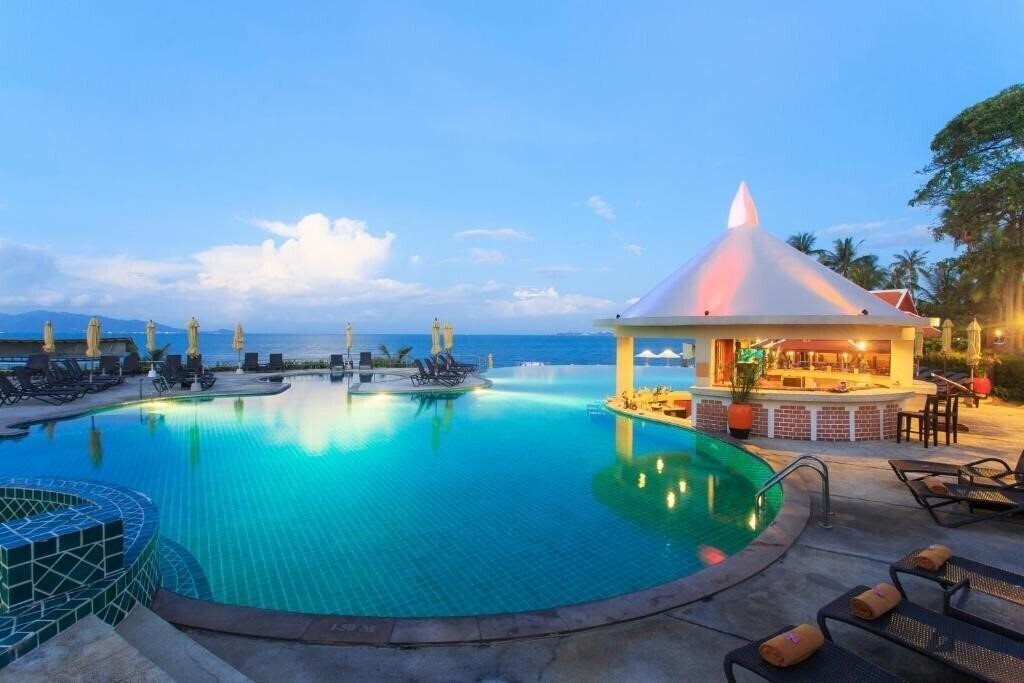 Zdjęcia Buri Beach Resort 3*