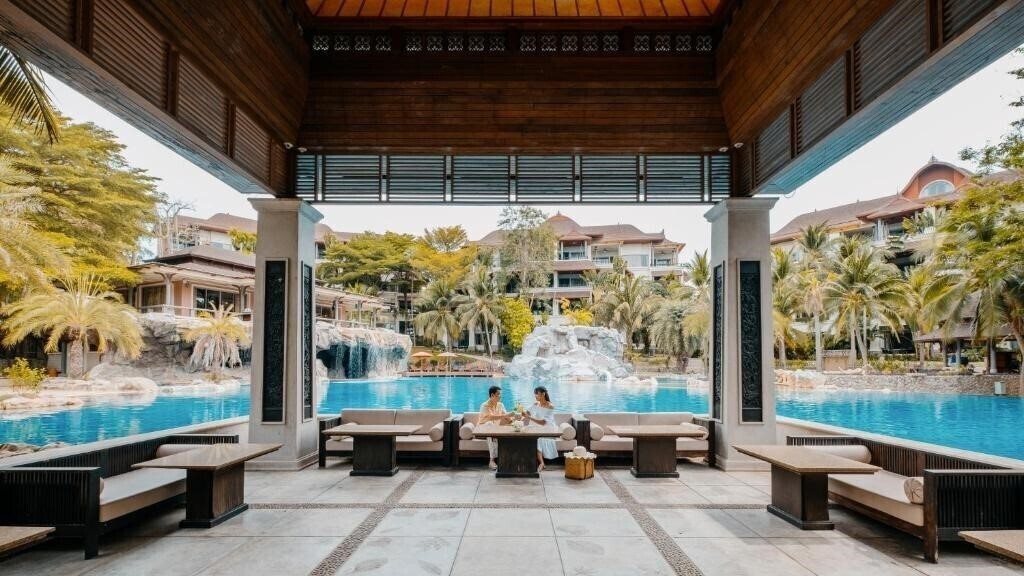 Готель Springfield Village 4*