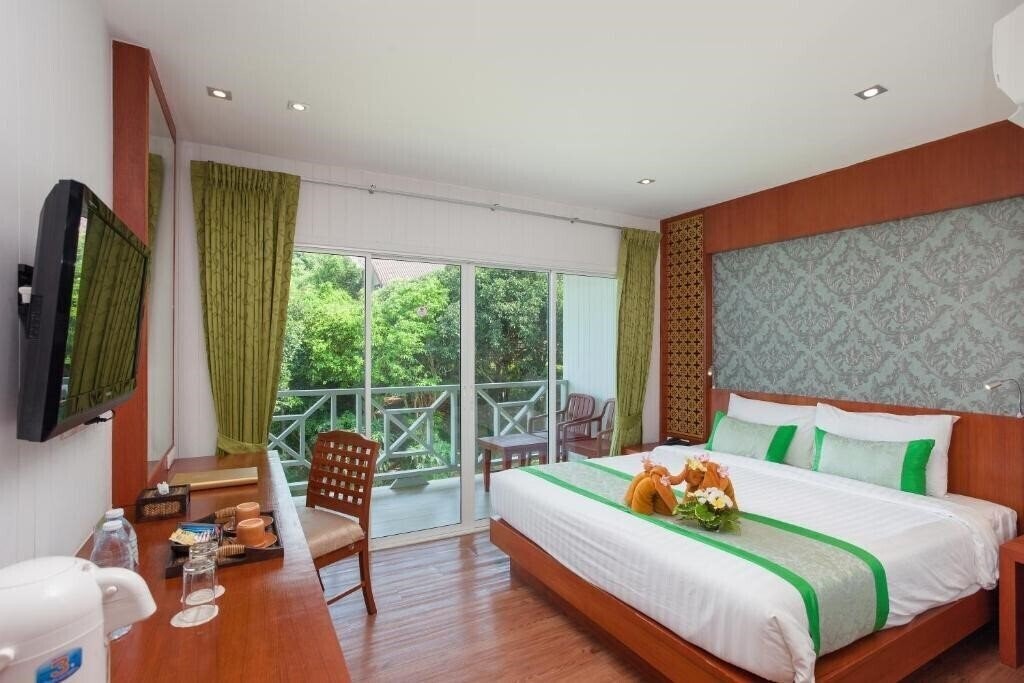 Zdjęcie Phi Phi Natural Resort 3*