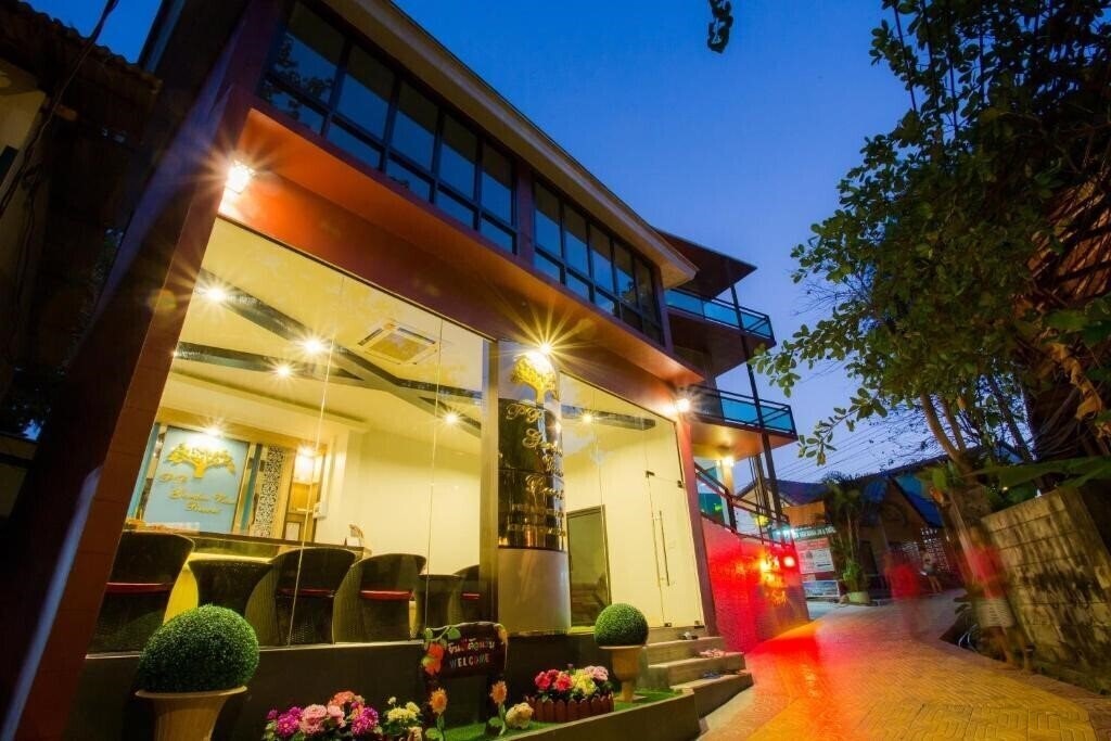 Зображення Phi Phi Top View Resort Hotel 3*