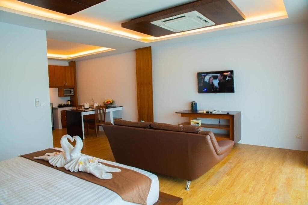 Картинка Phi Phi Cliff Beach Resort 3*