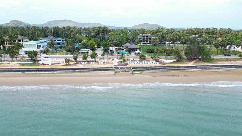 Hotel Tanaosri Resort & Spa 3*