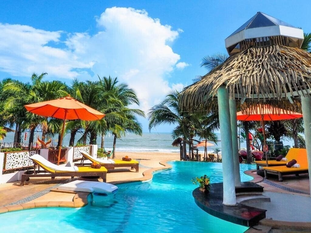 Hotel Vartika Resovilla Kuiburi 4*